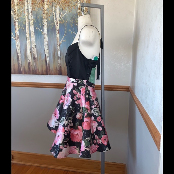 City Triangles Special Occasion Dress - Picture 3 of 12